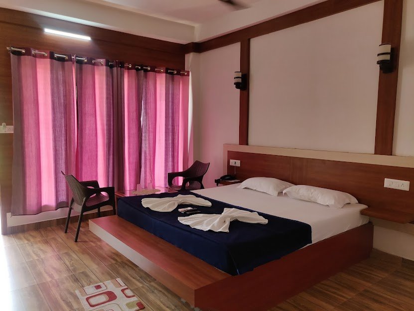 Hotel exotica squares 1000165168