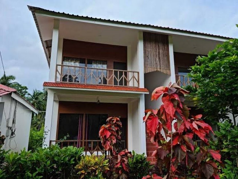 Hotel exotica squares 1000165173