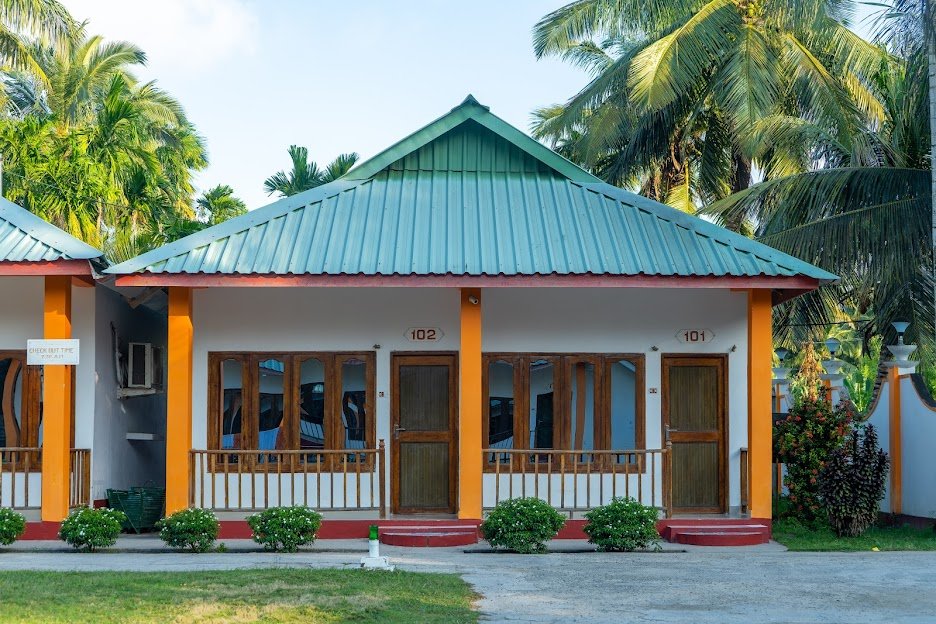 Deep sea resort 1000165178