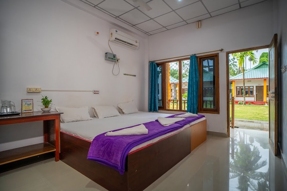 Deep sea resort 1000165180