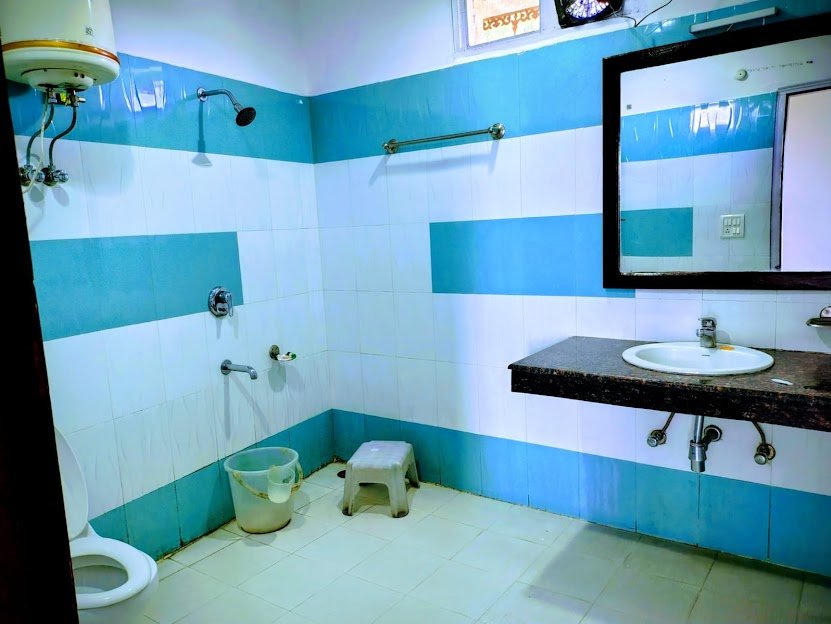 Ambika hotel 1000165192