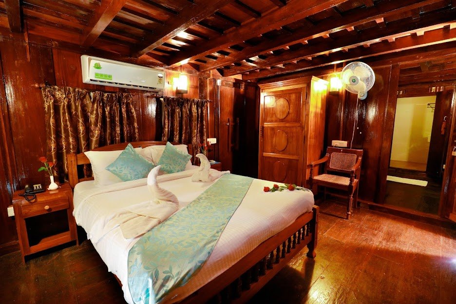 Triveny river palace 1000166359