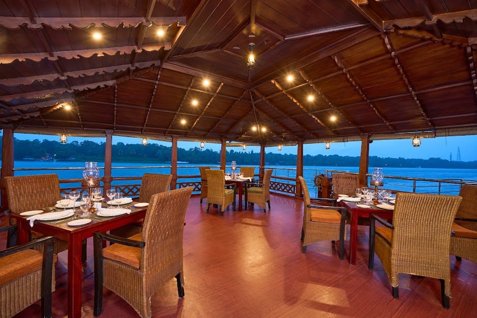 The raviz ashtamudi 1000166378