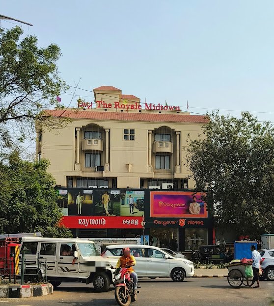 The Royale Mid Town 1000169054